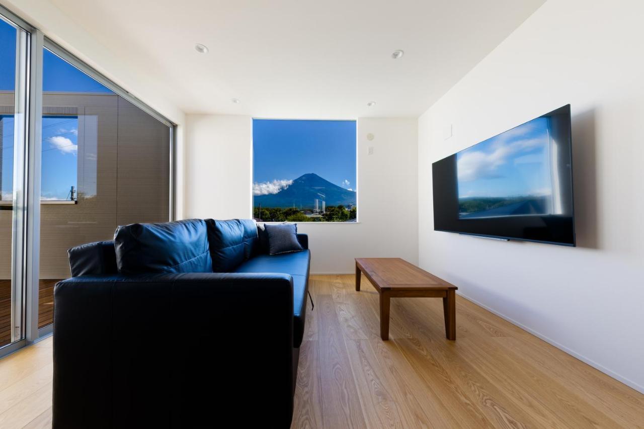 Frame View Mt.Fuji -West- Villa Fujikawaguchiko Exterior foto